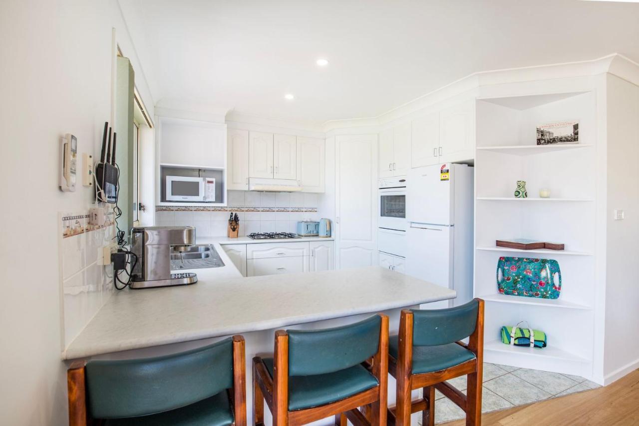 Wagtails Pet Friendly 10 Mins Walk To Beach Villa Culburra Beach Exteriör bild